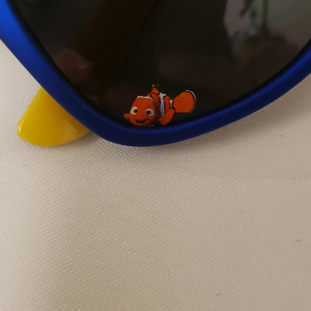 Disney Finding Dory Nemo Kid's Sunglasses Blue Yellow NWOT